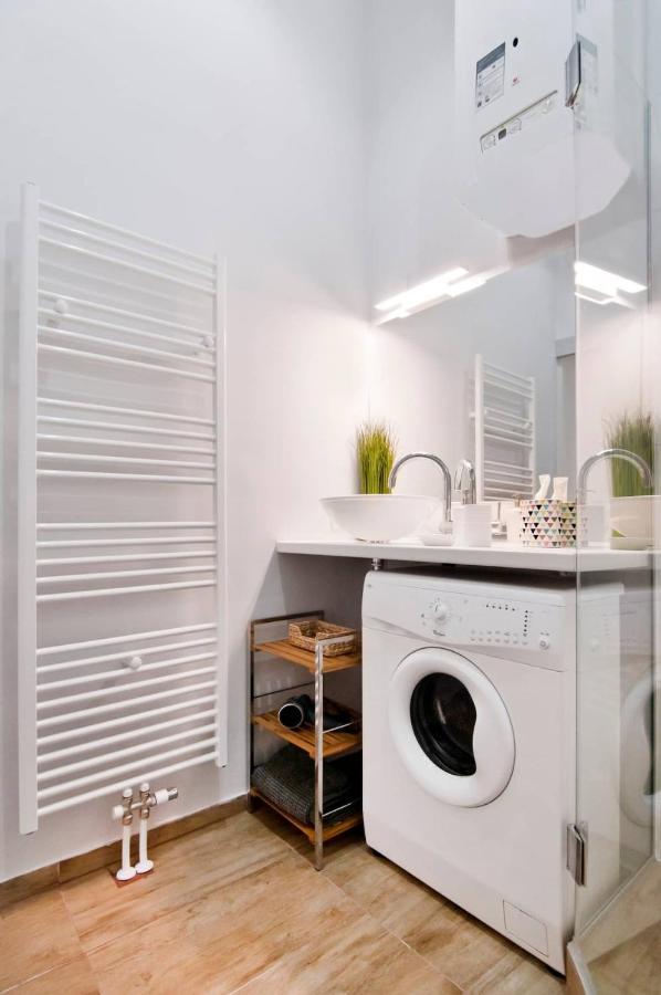 ⍟Luxurious And Bright⍟ 5 Min Walk To City Center Apartamento Viena Exterior foto