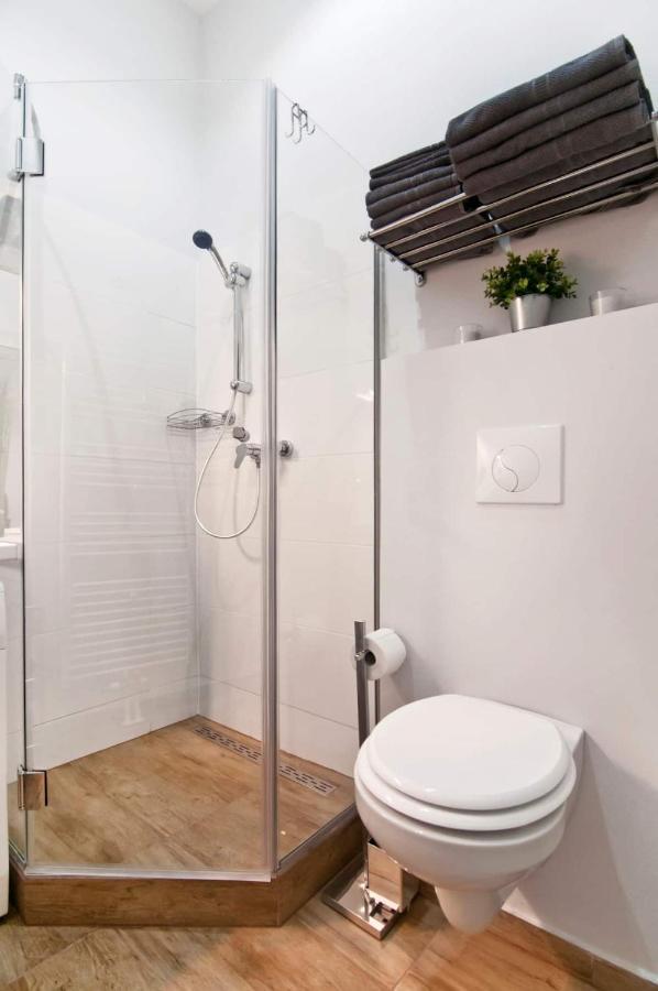 ⍟Luxurious And Bright⍟ 5 Min Walk To City Center Apartamento Viena Exterior foto
